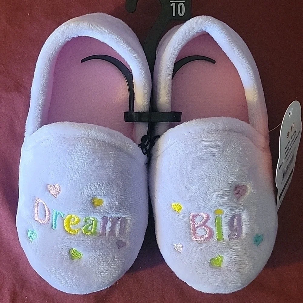 Wonder Nation Dream Big Slippers, Size: 9-10, NWT